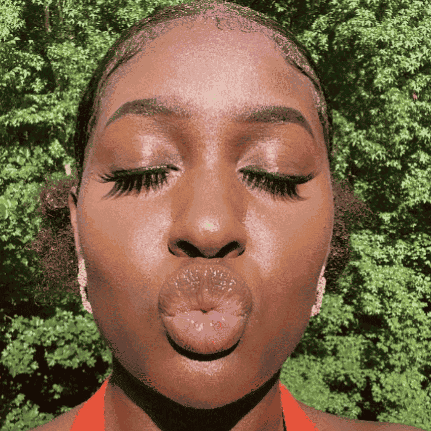 Jolie Lip Brightening Cream