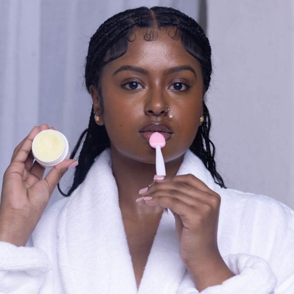 Lip Discoloration 101 (Smoking, Dehydration, Hormonal)